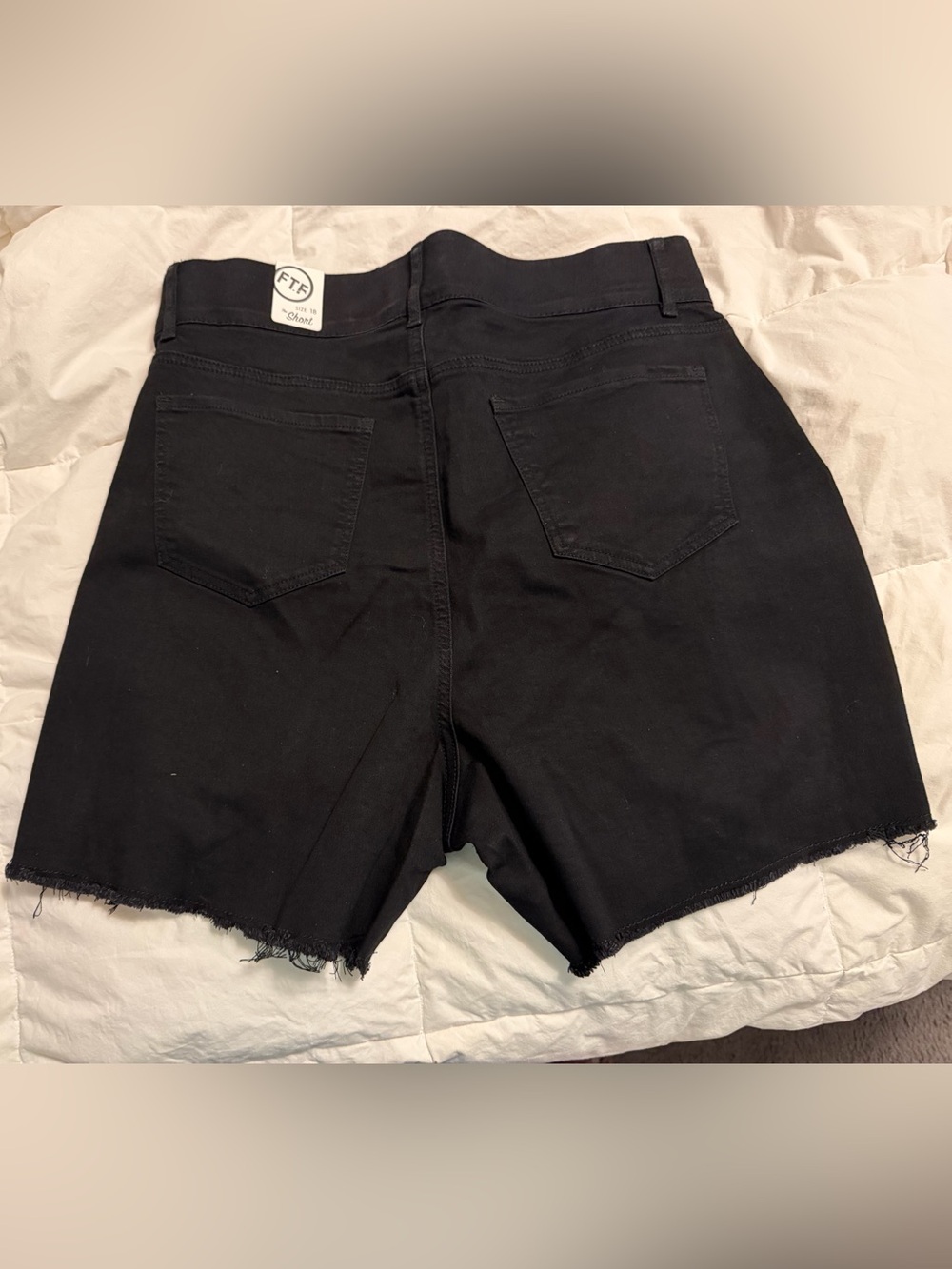 NWT Fashion to Figure Black distressed Shorts Size 18 summer longline high waist
